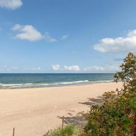 2 Bedroom Pet Friendly In Jezierzany